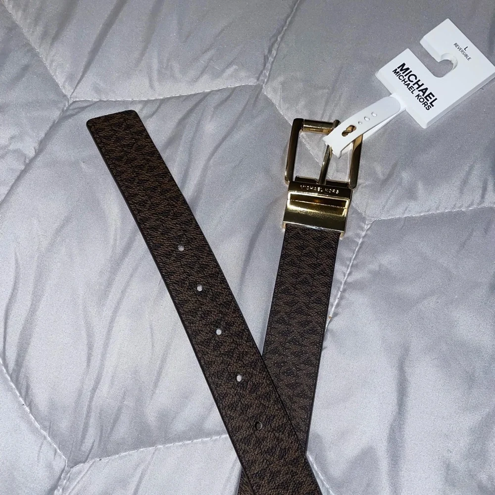 NWT Michael Kors Twist Reversible Belt 2 in 1 - Picture 5 of 9